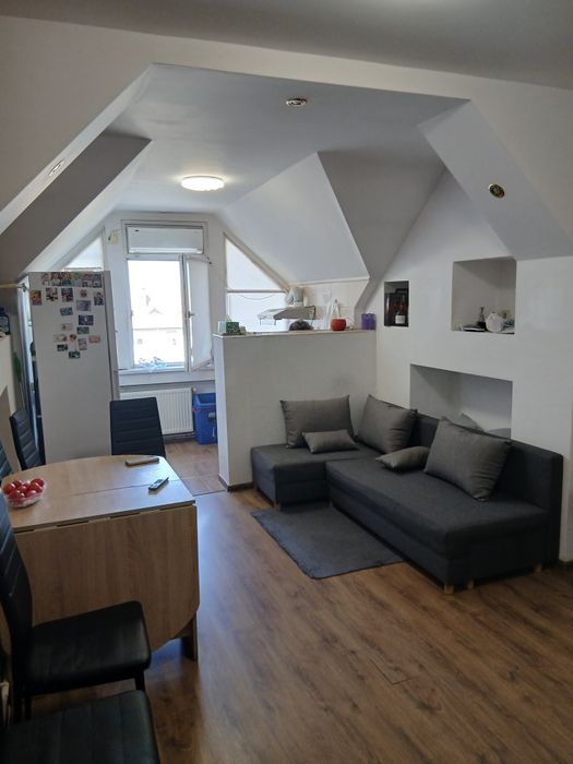 apartament 3 camere 75mp