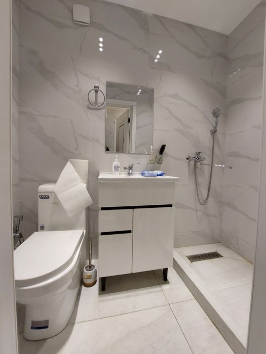 Аренда 100 м2. Буюк Ипак Йули. Офис,магазин, салон,кафе.