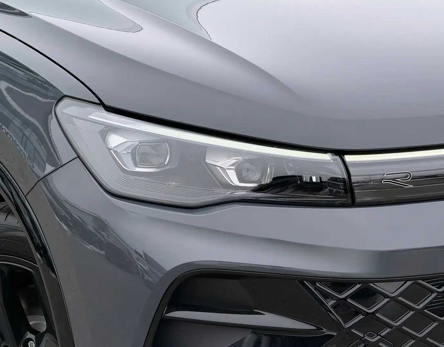 Volkswagen Tiguan 2.0 TDI   193 CP    DSG 4Motion R-Line