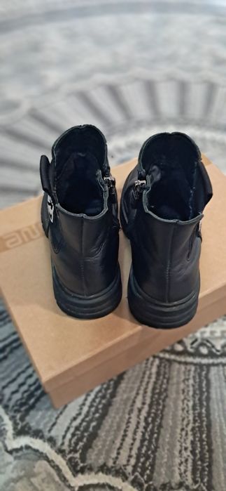 Детский весенний обувь.