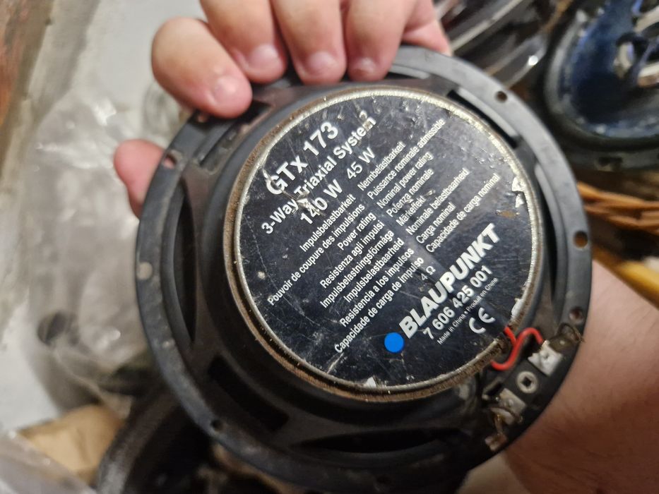 Vând 5 difuzoare auto