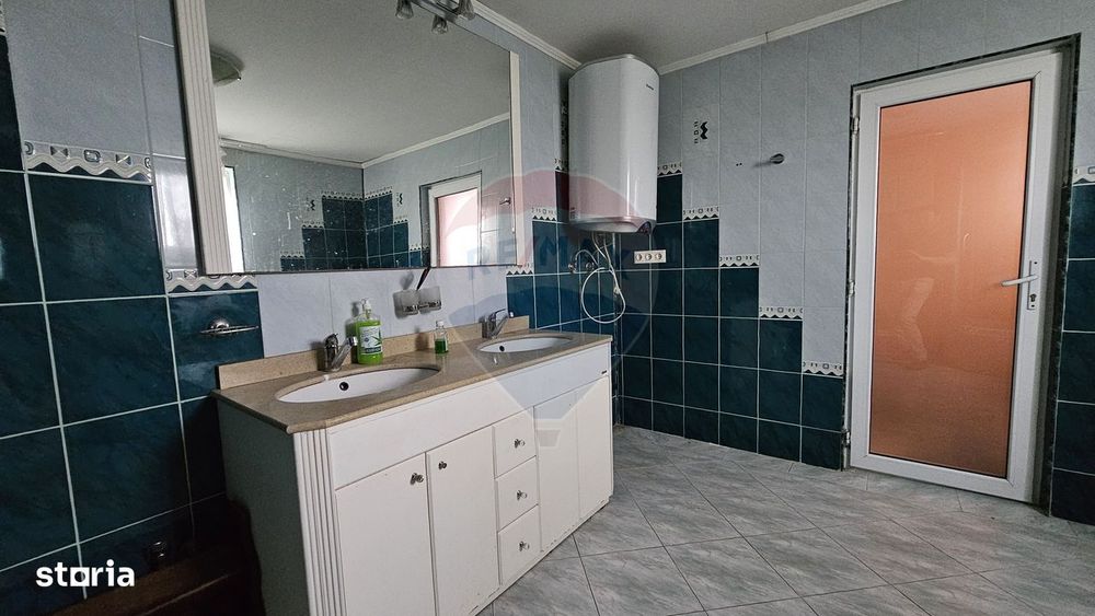 Casă / Vilă cu 5 camere de vânzare in Udești-Chilișeni, Suceava
