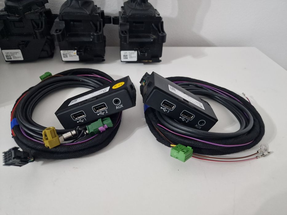 Mufa USB originala Audi A4 B9 A5 F5 Apple Carplay Android Auto