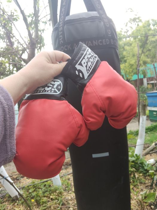Set box (mănuși + sac) copii 4-8 ani