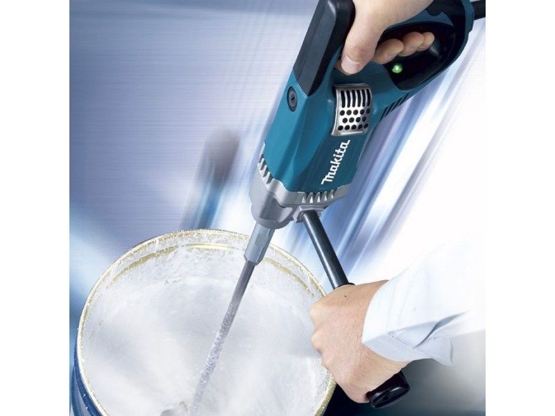 Миксер MAKITA UT1305