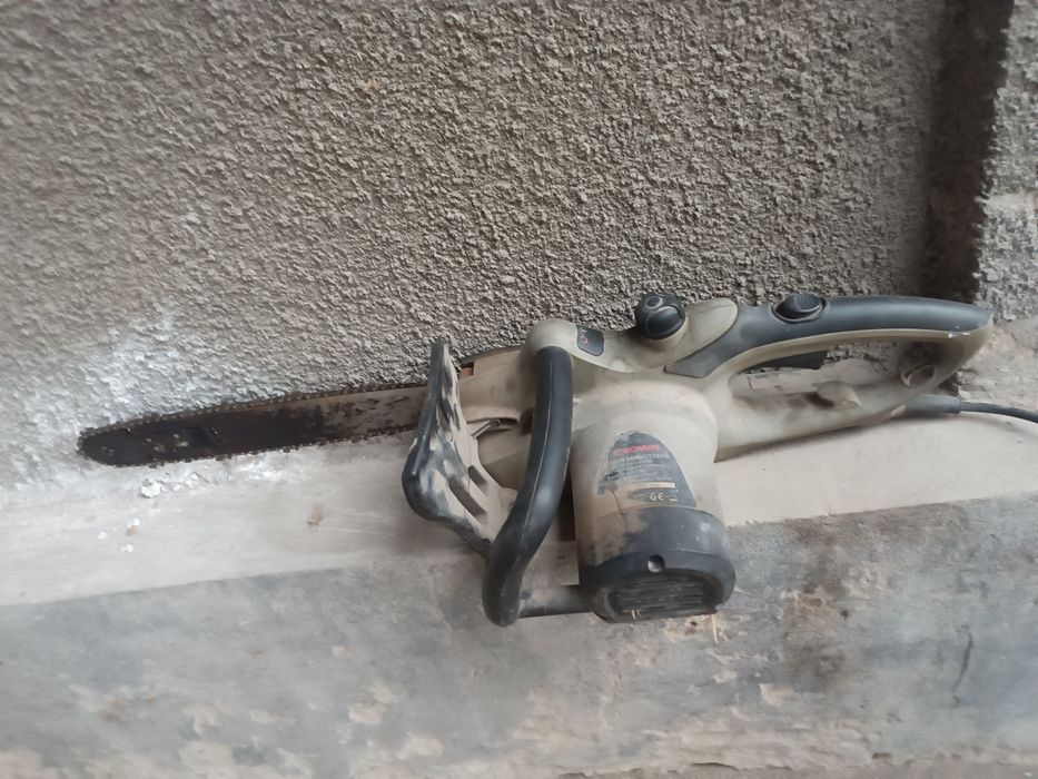 Продам электропилу