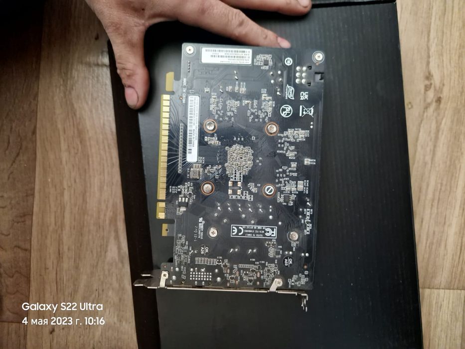 Продам видеокарту palit 1650 4 gb