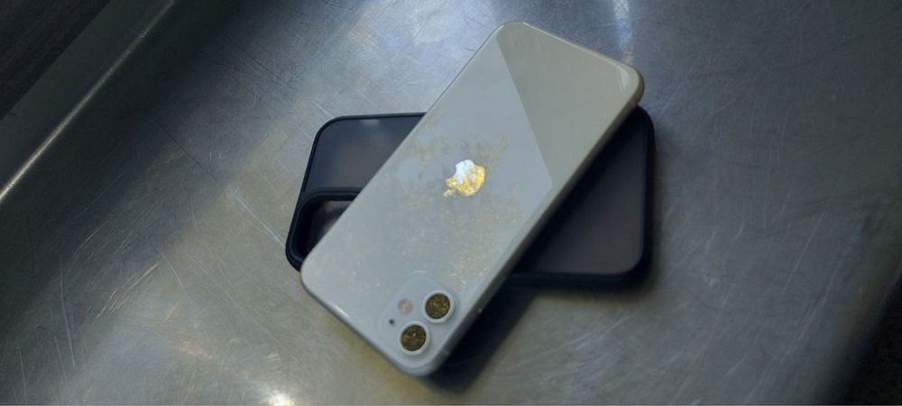 Продается iphone 11 128гб