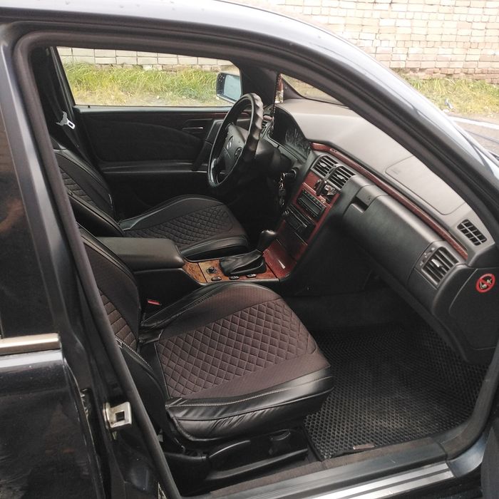 Продам мерседес 210