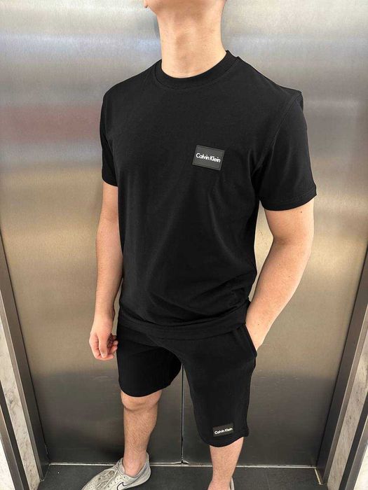compleu bermuda tricou calvin klein