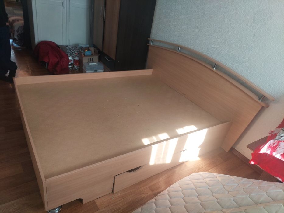 Продам двухспальная кровать