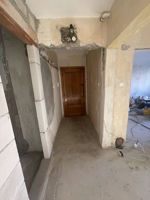 Vand apartamnet 4 camera