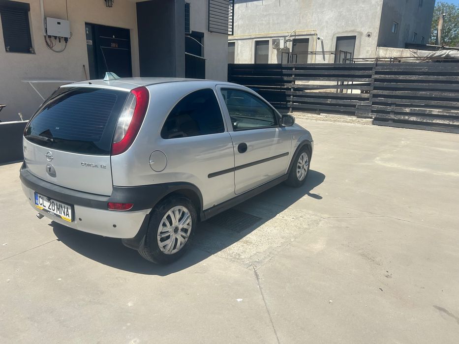 Vând Opel corsa automat