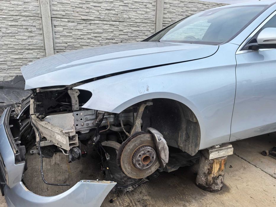 Mercedes E class w213 BOT faruri capota aripi trager bara pachet amg