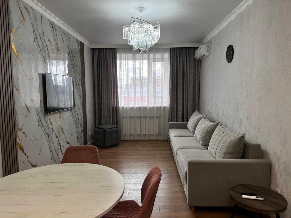 Продается полноценная евро 2 комн кв Гагарина,90