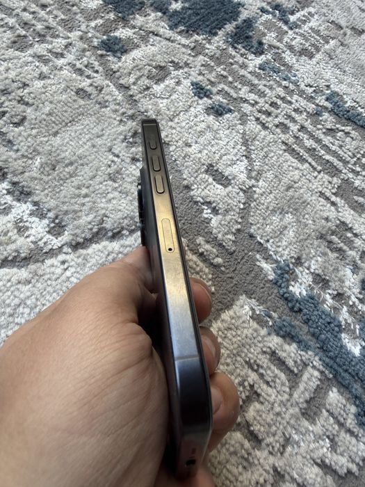 Iphone 16 pro srochna sotiladi