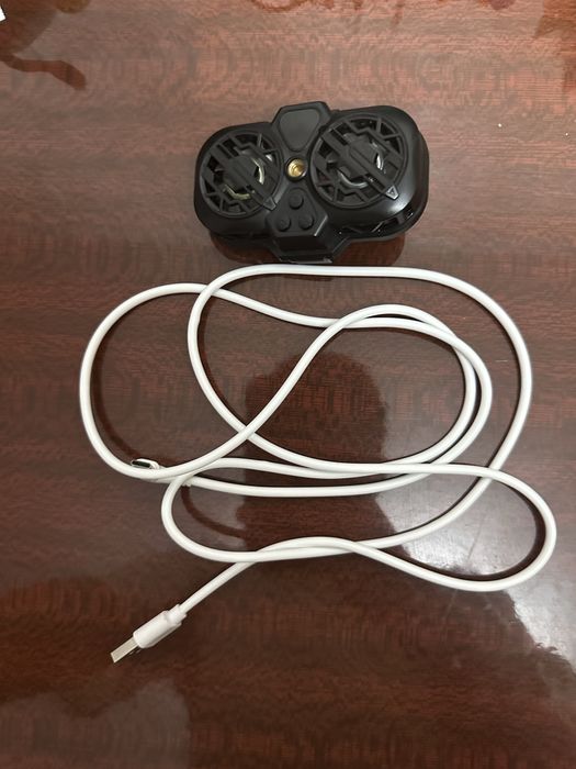 Продам хороший куллер для телефона