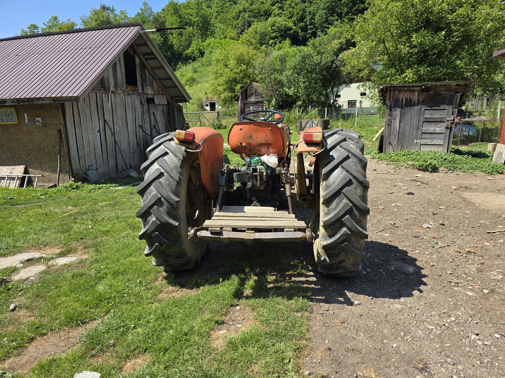 Vând tractor Fiat