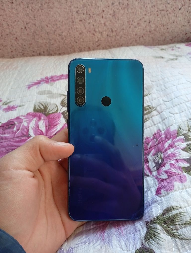 Kafolati 8kunga telefon yangide turbdi