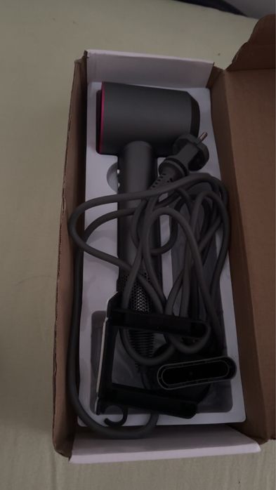 Feon dyson nou nefolosit cu cutie