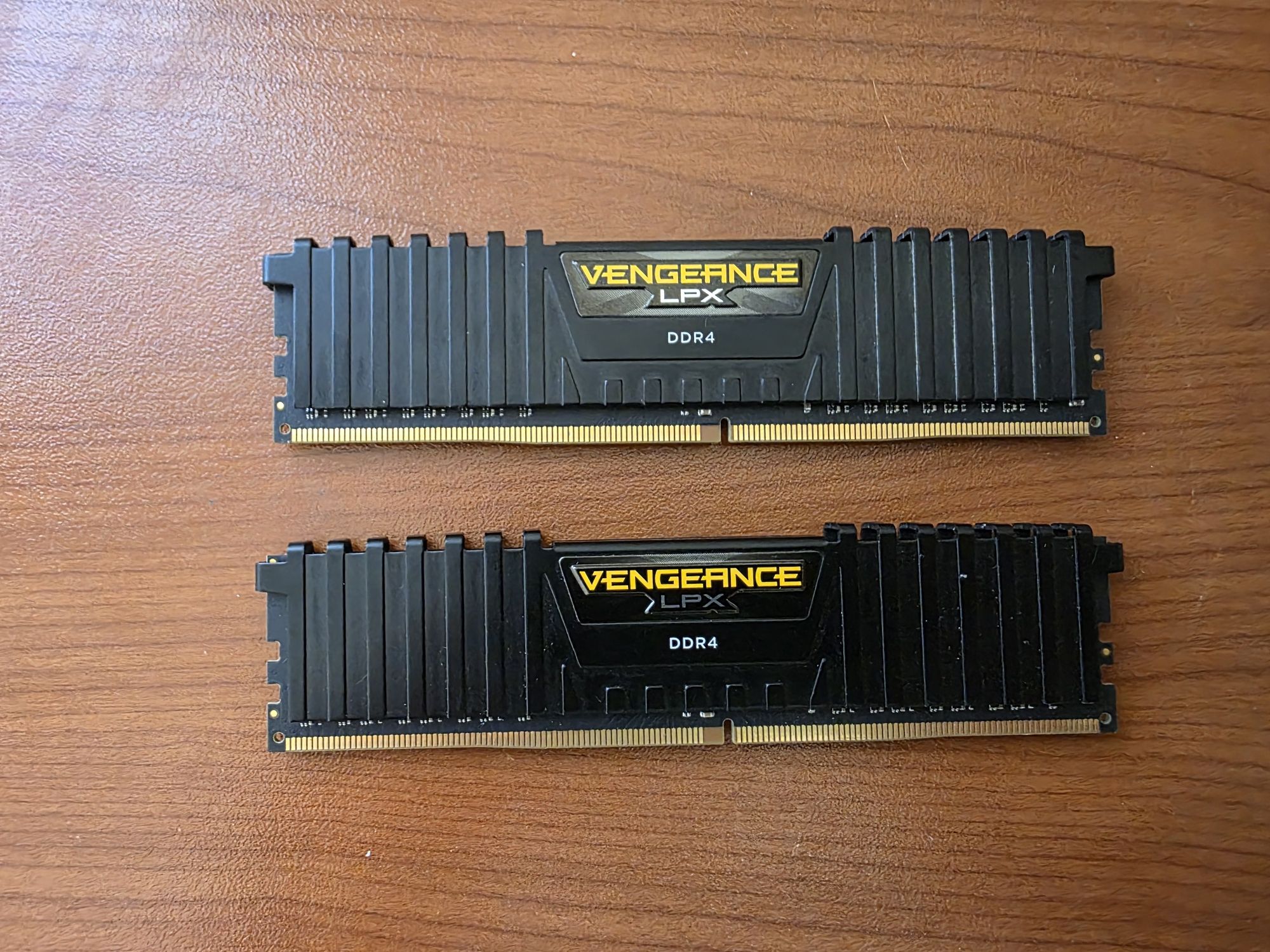 16gb DDR4 Corsair Vengeance за компютър