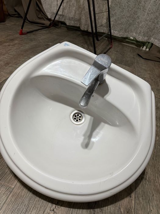 Раковина турецкая б/у срочно