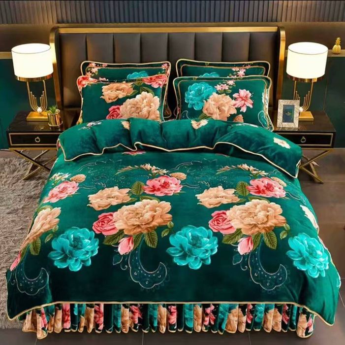 Зимниее велюр постельное бельё 2 спалка