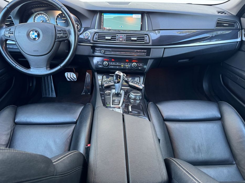 BMW 520d M Paket 2015 190 cp de vanzare in RATE FIXE FARA AVANS