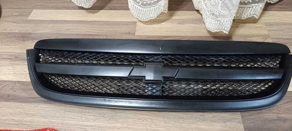 Ласетти облицовка сотилади