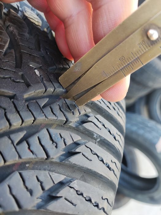 185/60/14 Kumho Winter