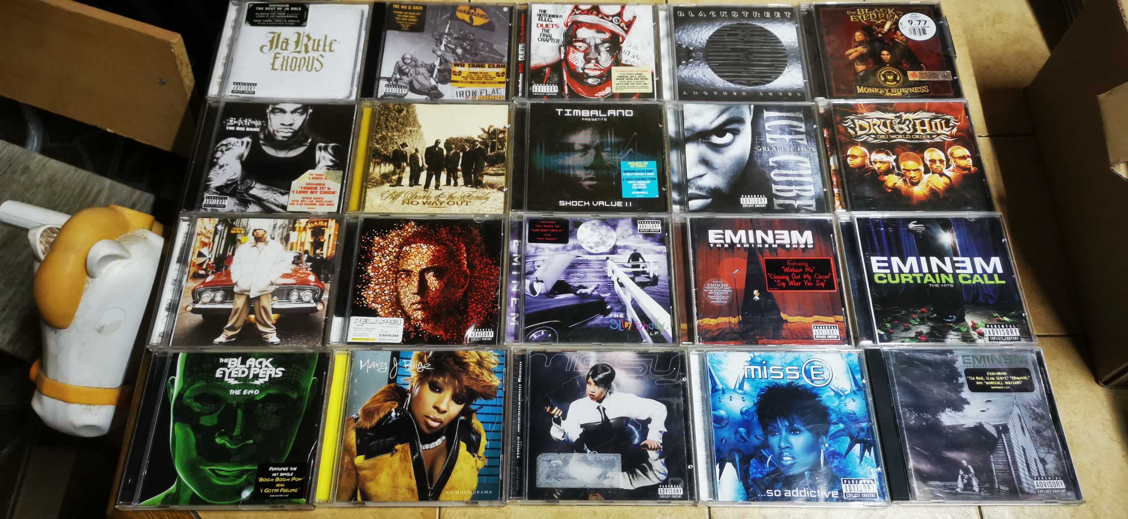 Cd-uri cu muzica diversa - 1
