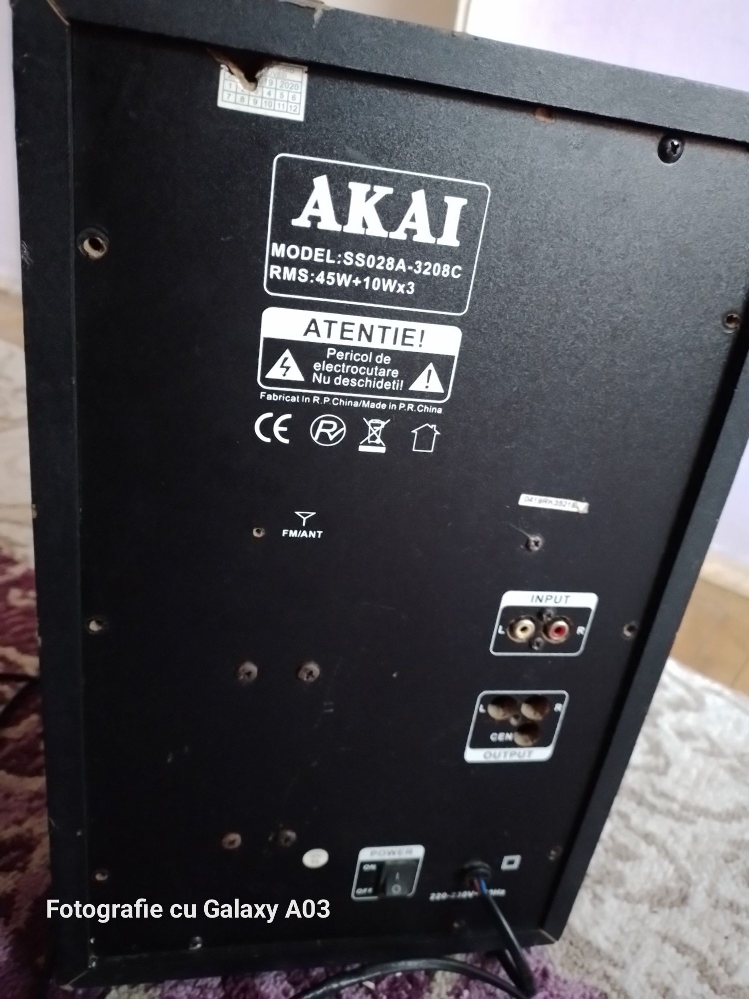 Vând subwoofer akay pentru piese