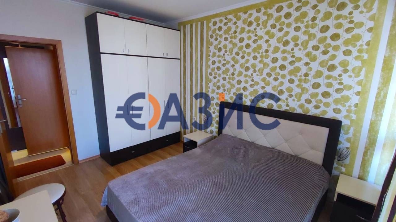 Продава се Двустаен апартамент в к.к. Слънчев бряг - 60 кв.м за 1165 €/кв.м - Снимка #8