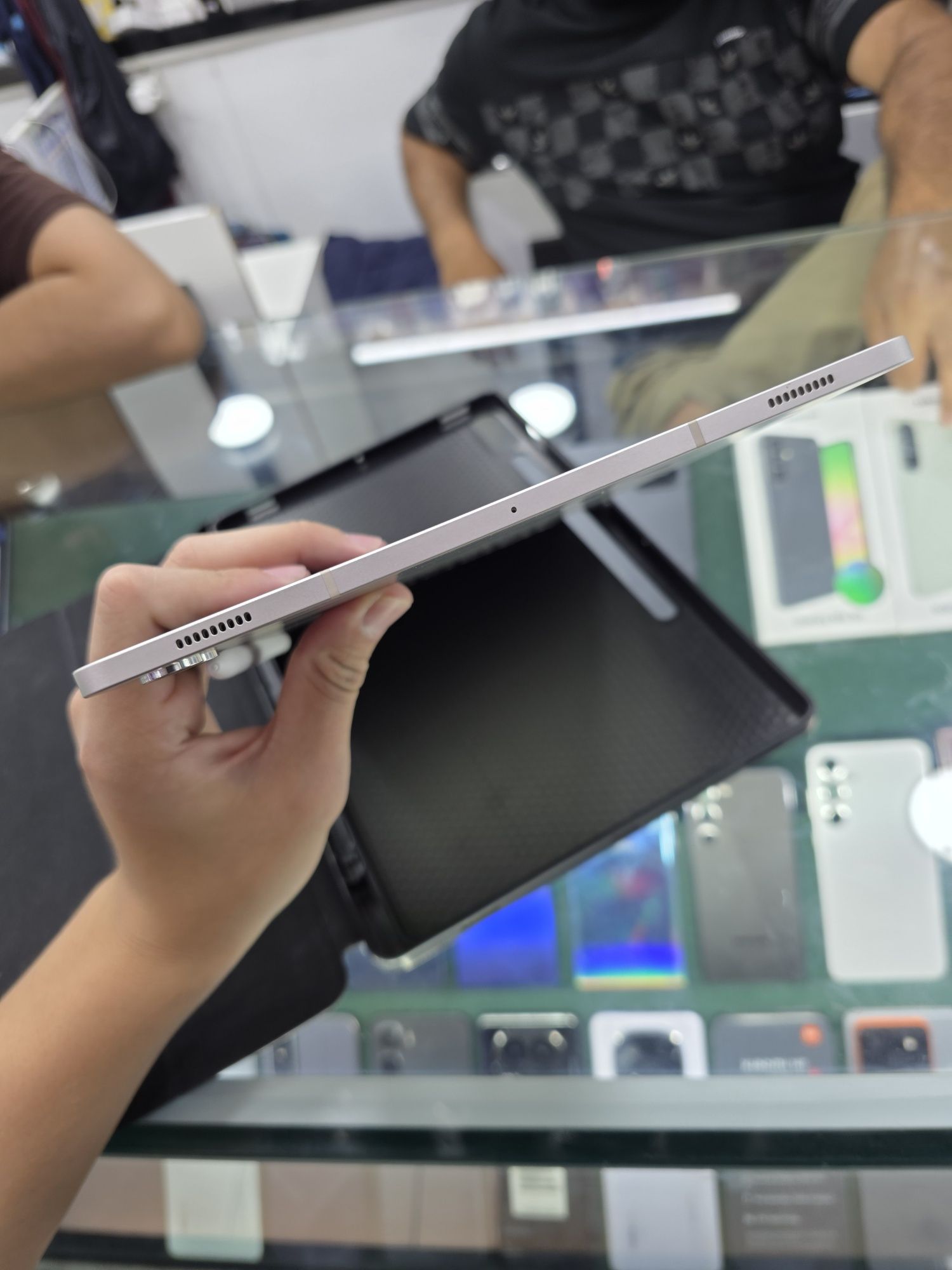 Samsung Tab S9 Plus sotiladi