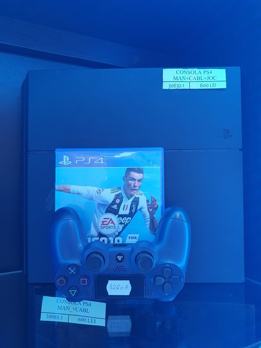 Consola ps4+maneta+joc(cdc)