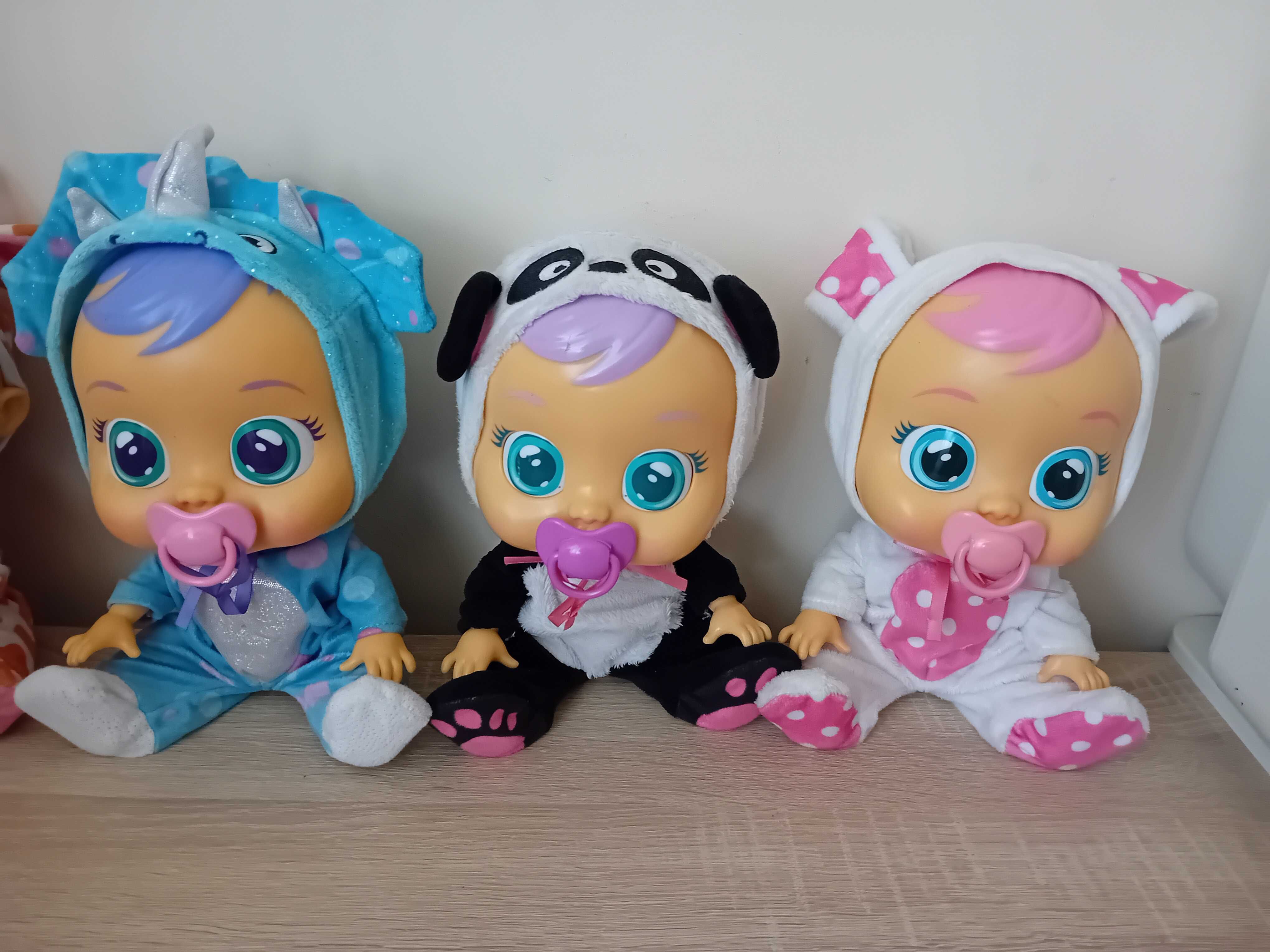 Cry baby 12 бебета