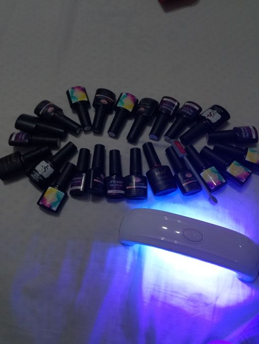 Лампа и гел лакове