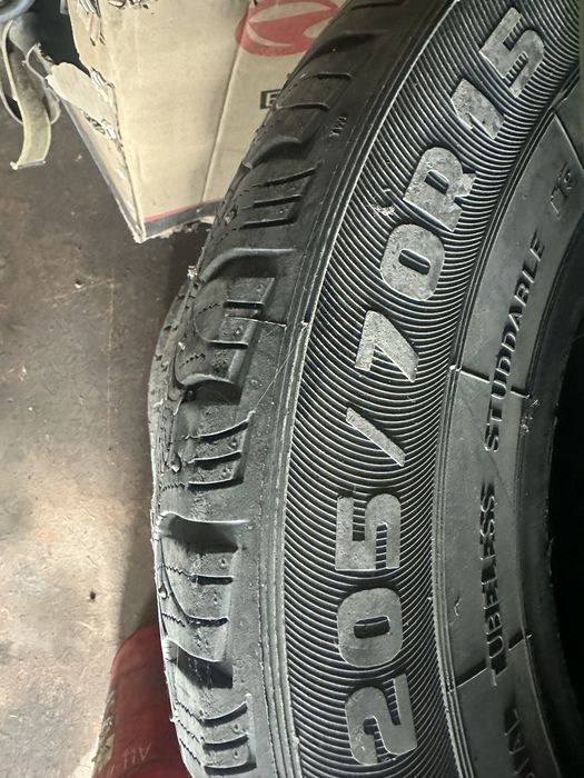 Продам зимнюю резину R15