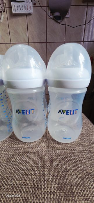 Biberon natural Avent  260 ml set 4 sticle