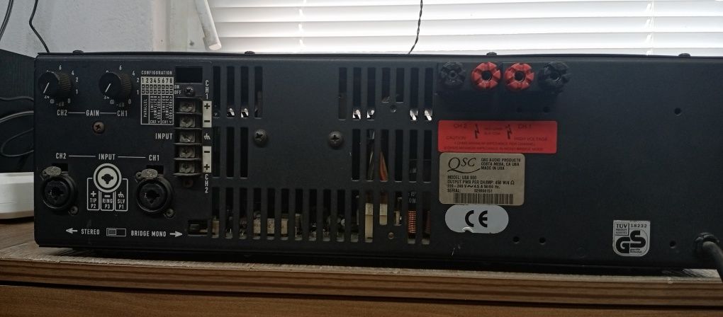 Професионално стъпало QSC USA-900 2X450w