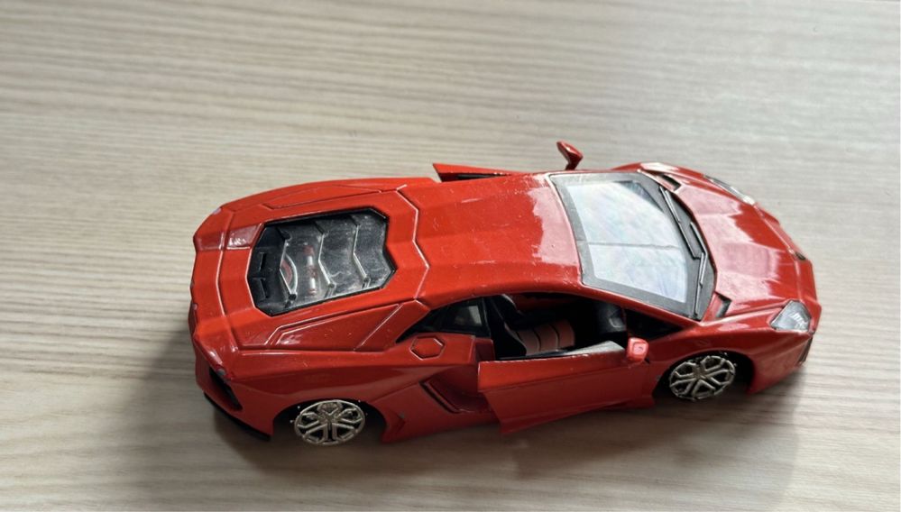 Macheta auto Ferrari 1/32