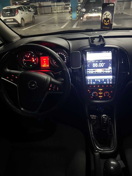 Vand Opel Astra J 2012