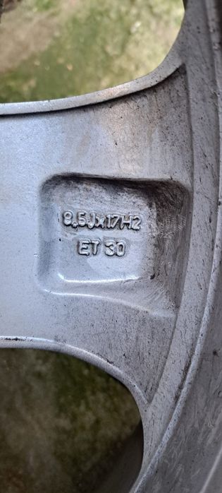 Vând jante Mercedes-Benz SH în stare foarte bună!