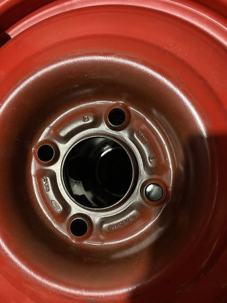 Патерица 4х108 125/80/15 Michelin неизползвана