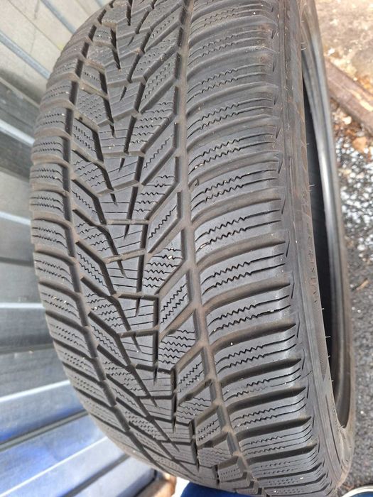 Anvelope iarna Hankook