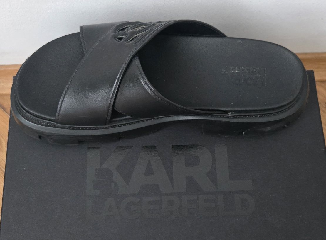 Чехли Karl lagerfeld