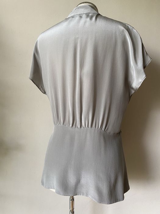 Копринена риза Banana Republic в гълъбово сиво, M