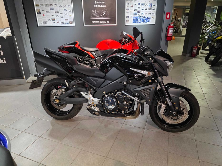 Suzuki B-King 2010 10.000km Garantie 1 an