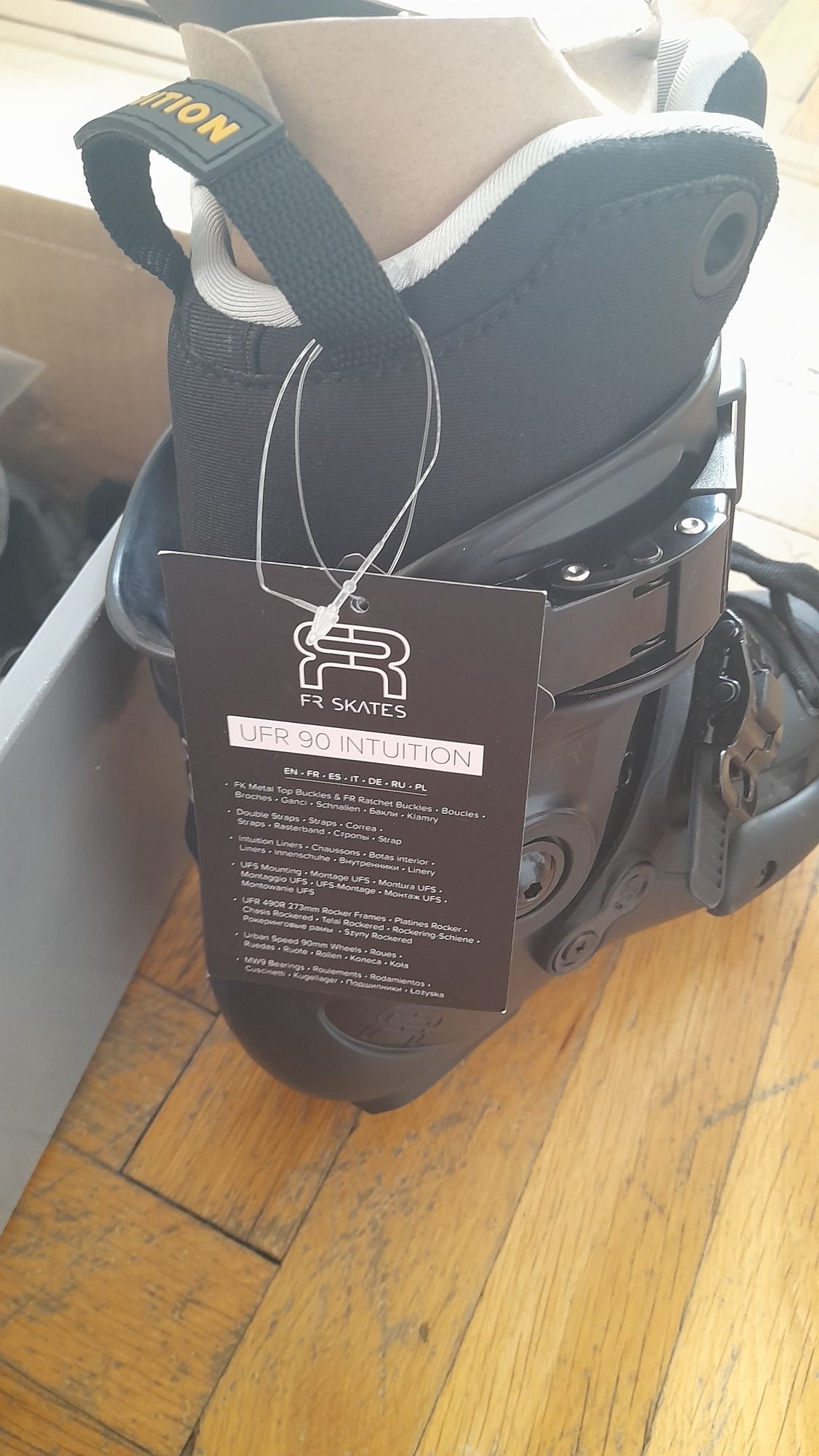 Ролери UFR 90 Intuition само обувка EU 35