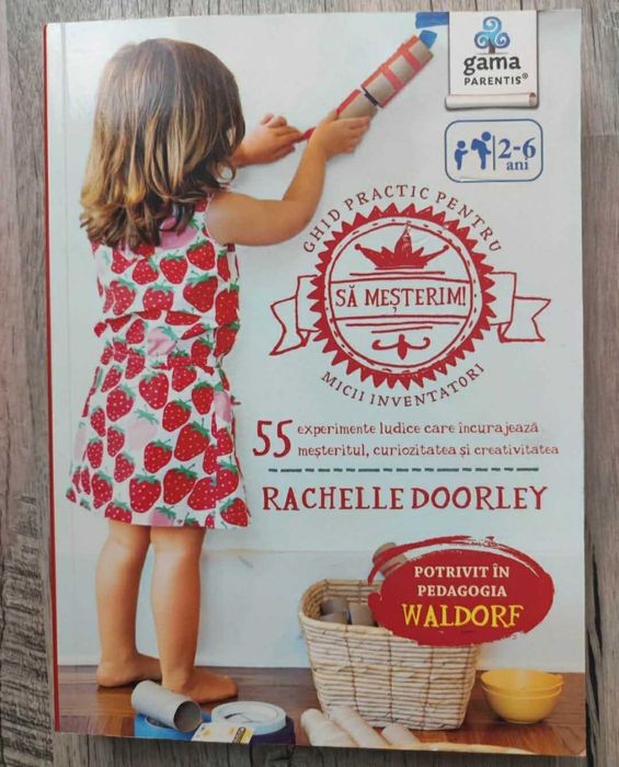 set doua carti Montessori